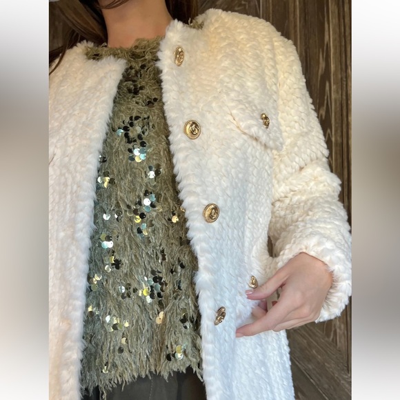 Women’s Green NWT Fuzzy Garland Sweater with Sequins - Picture 6 of 6